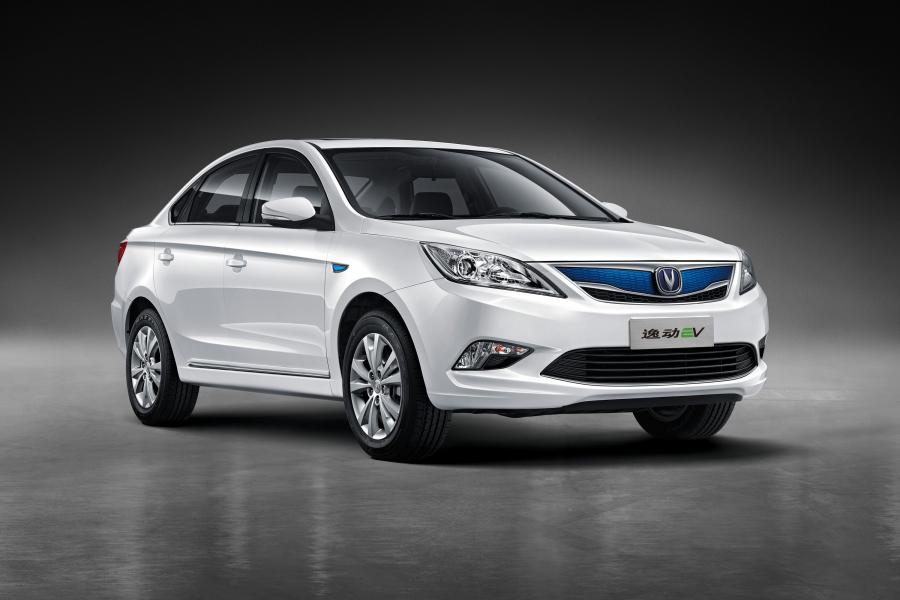  Chana Eado EV 2015 года  (фото 1 из 1)